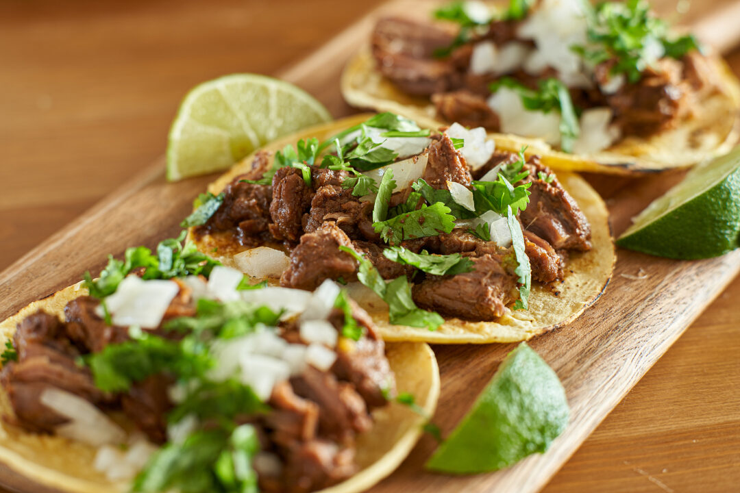 Día del Taco Promociones. Foto: Bigstock