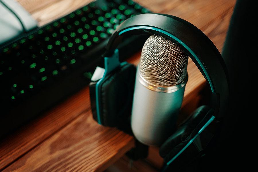 escuchar pódcast