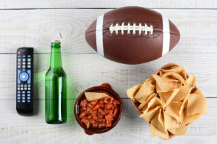 Super Bowl 2024 gasto mexicanos kantar nfl walmart. Foto: Bigstock.