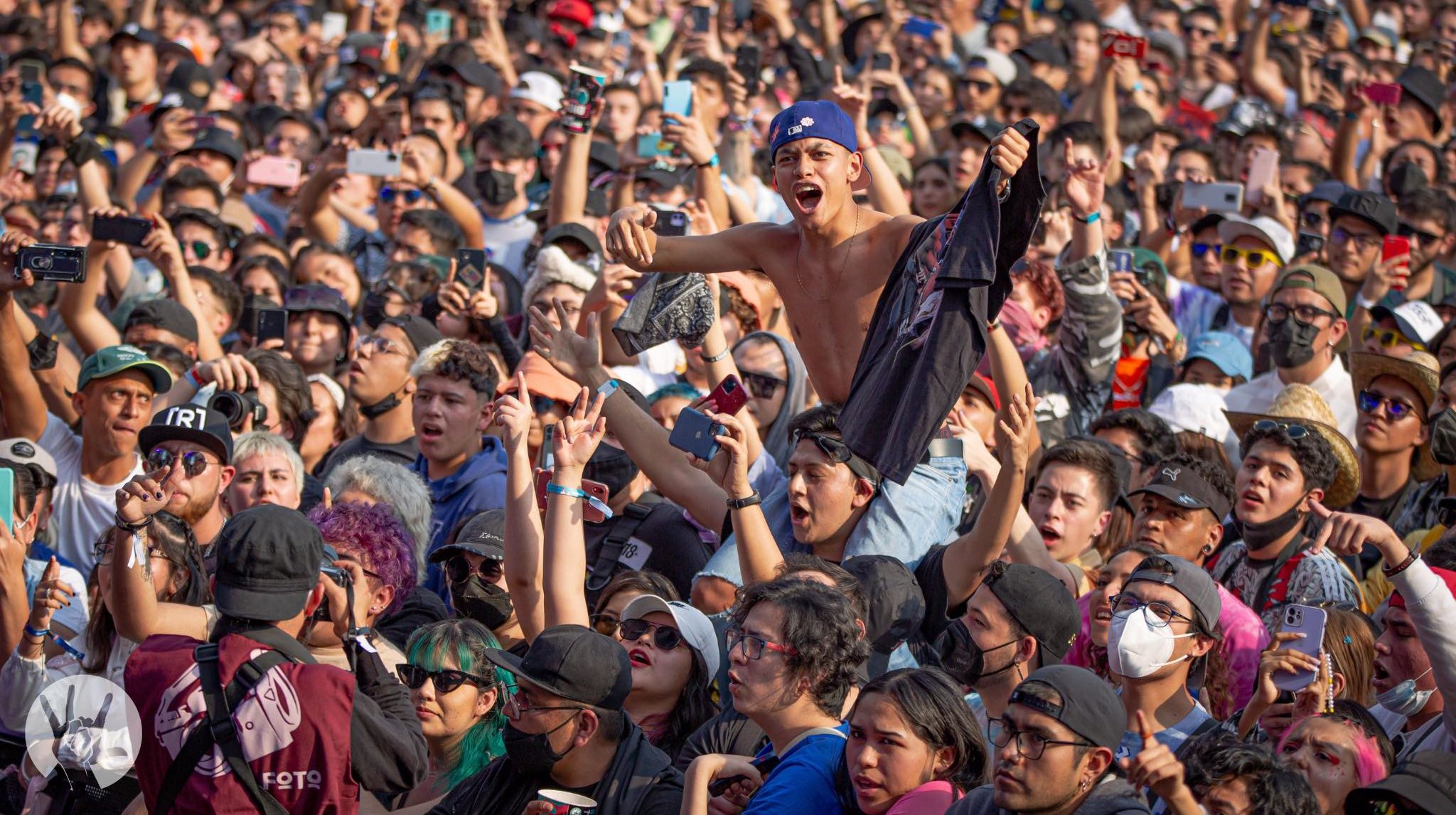 vive latino 2024 santa fe klan