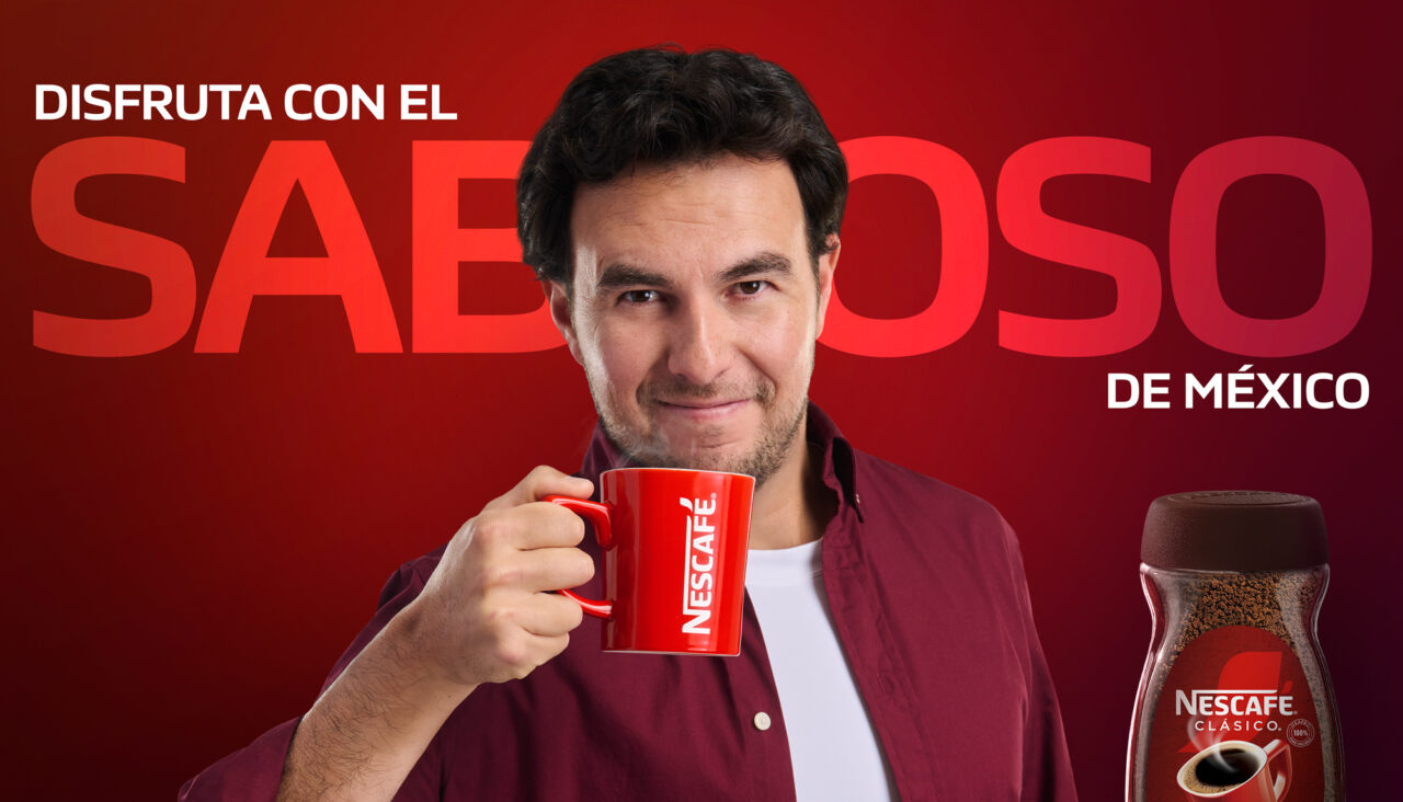 Campaña Sabroso de NESCAFÉ Clásico y Checo Pérez. Foto: Cortesía NESCAFÉ.