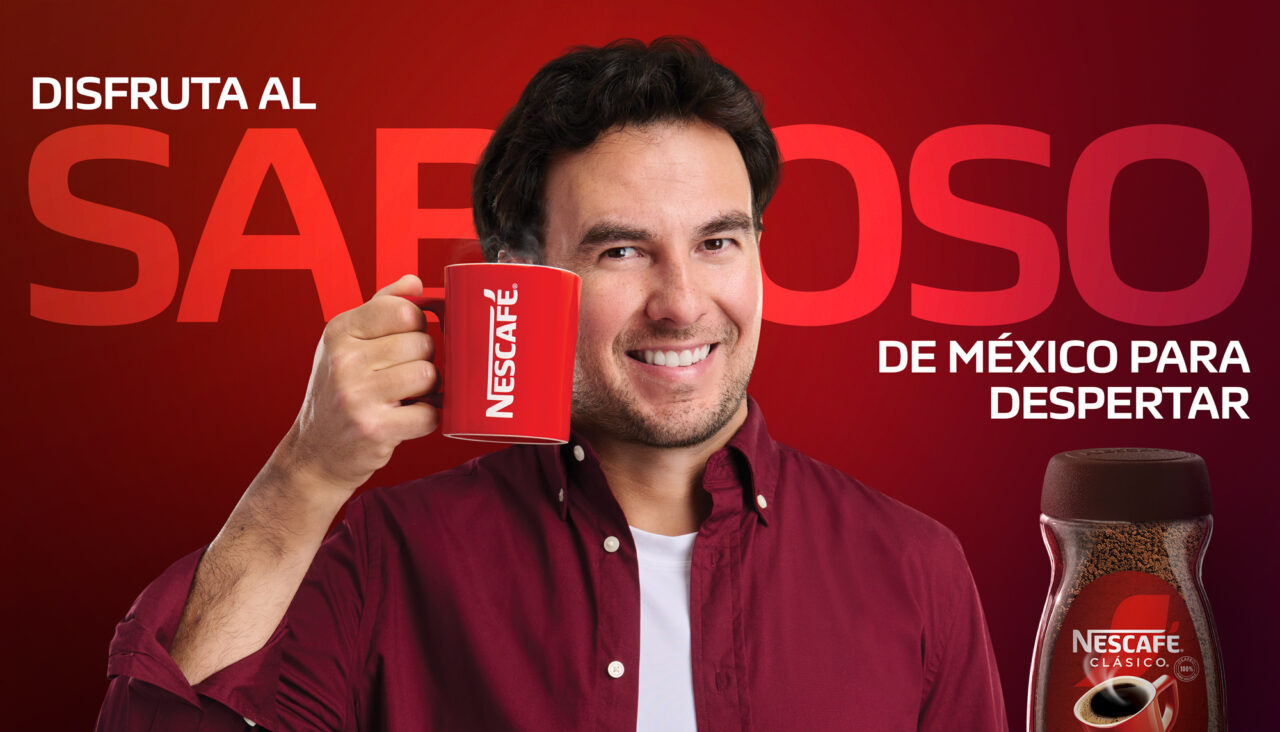 Campaña Sabroso de NESCAFÉ Clásico y Checo Pérez. Foto: Cortesía NESCAFÉ.