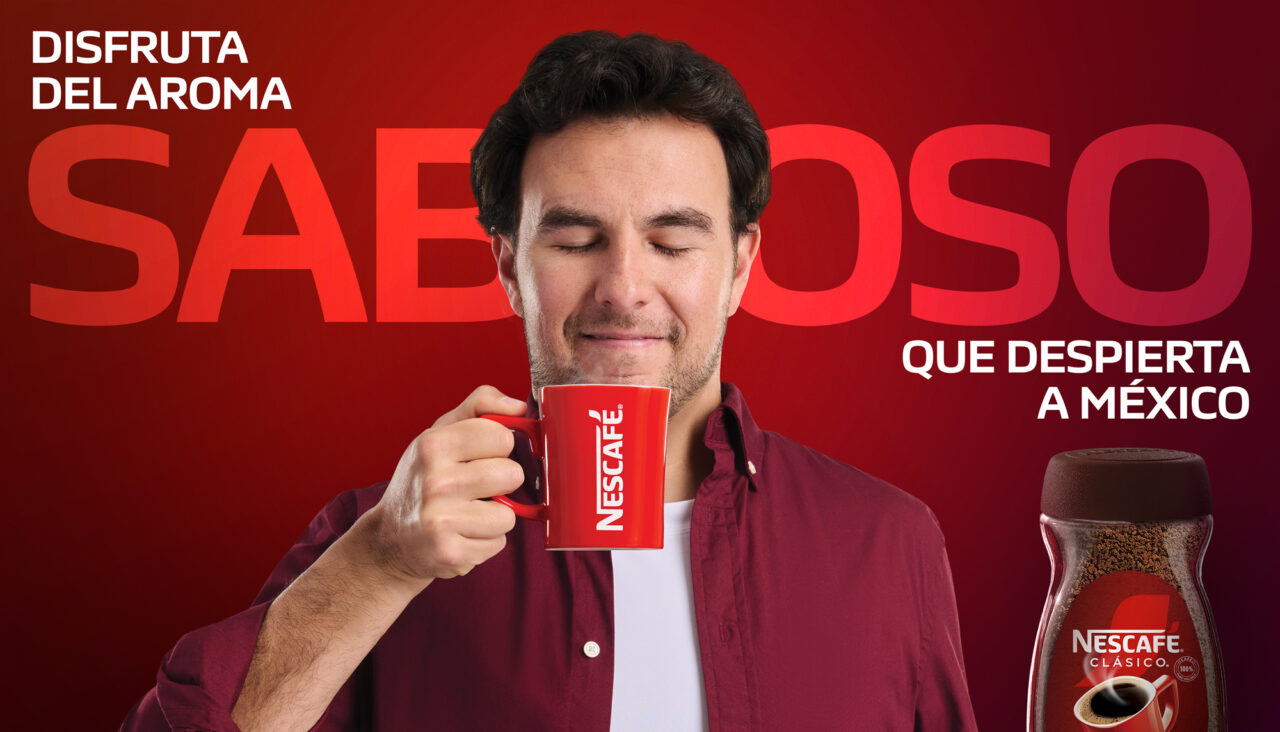 Campaña Sabroso de NESCAFÉ Clásico y Checo Pérez. Foto: Cortesía NESCAFÉ.