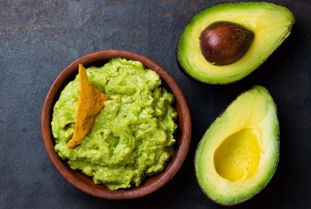 El arancel al aguacate mexicano le costaría millones a Chipotle International Avocado Day