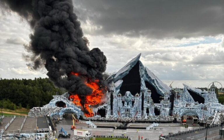 tomorrowland 2025 incendio escenario