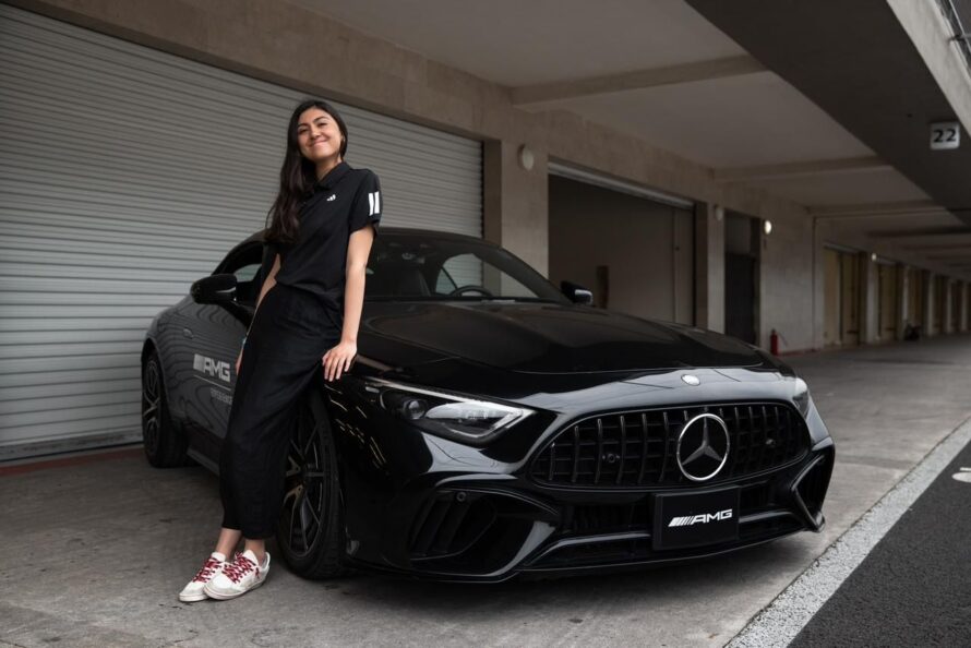 María Fernanda Nava PR & Internal Communications Mercedes-Benz México