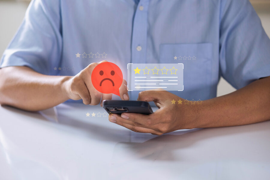 Conoce aquellas prácticas que afectan seriamente la experiencia de compra y cómo evitarlas. Foto: Bigstock