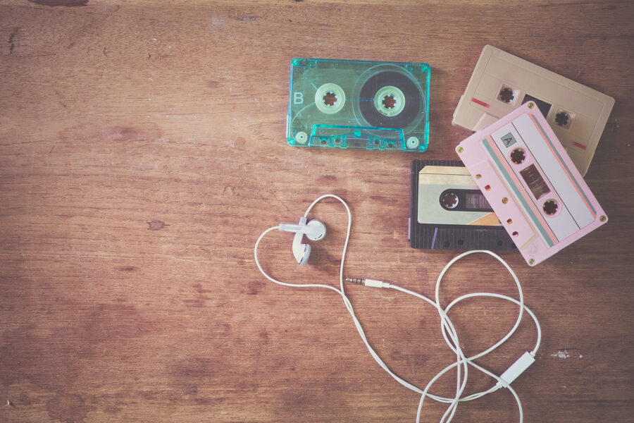 El marketing de nostalgia apela a las emociones y usa los recuerdos para crear vínculos y lealtad. Foto: Bigstock