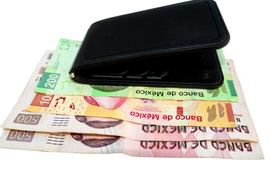 La Ley Federal del Trabajo establece pagos especiales para días feriados en México. Foto: Bigstock