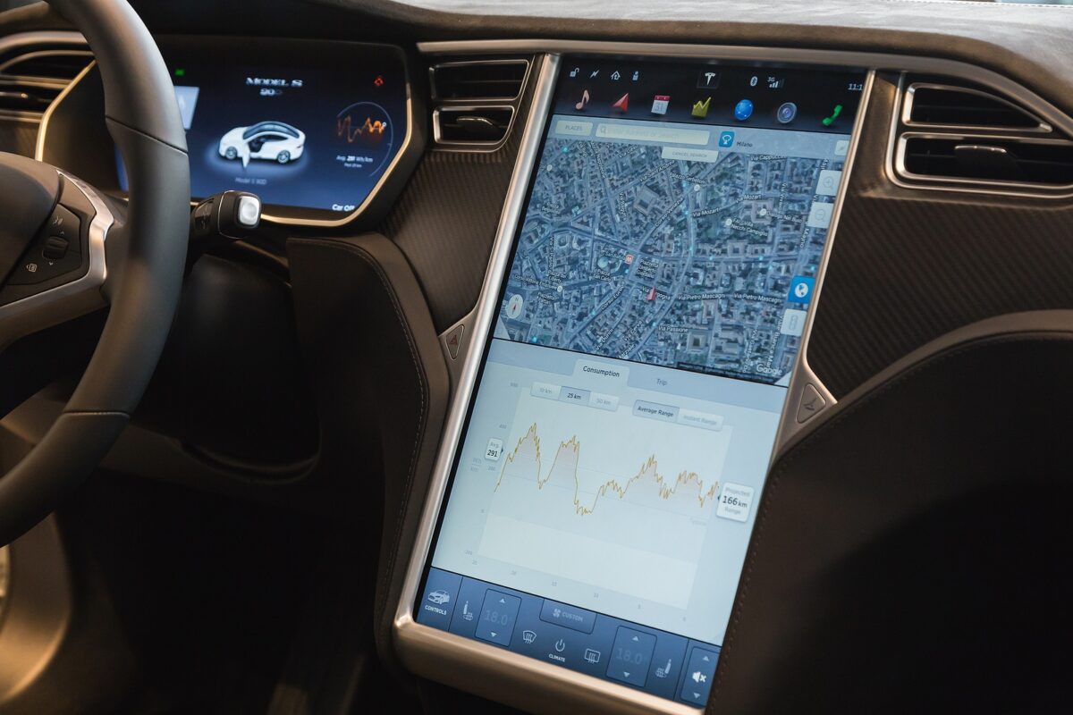 Tesla Modelo S 90D. Foto: Bigstock.