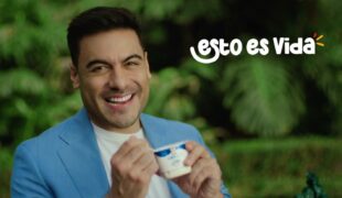 Carlos Rivera para la campaña de Yoplait "Esto es Vida". Foto: Cortesía Sigma Alimentos.