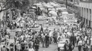 Megabloqueo transportistas CDMX. Imagen Gemini IA