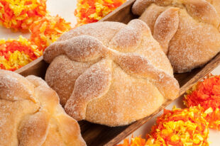 Esto es lo que va a costarte poner una ofrenda de Día de Muertos en 2025. Lista de precios. Foto: Bigstock