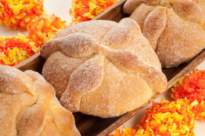 Esto es lo que va a costarte poner una ofrenda de Día de Muertos en 2025. Lista de precios. Foto: Bigstock