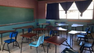 clases paro. Imagen Gemini IA