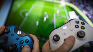 Black Friday 2025 en Xbox Store. Foto: Bigstock