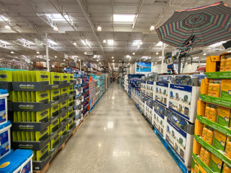 Black Friday 2025 en Costco y Sam's Club. Foto: Bigstock