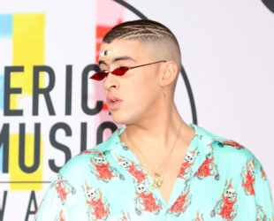 Venta de boletos nueva sección Los Vecinos para conciertos de Bad Bunny en México 2025. Foto: Bigstock
