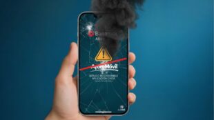Banamex App caída. Imagen Gemini IA