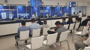Bancos 12 de Diciembre. Imagen Gemini IA