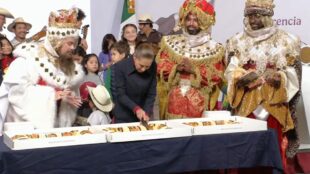 Rosca de Reyes Mañanera Claudia Sheinbaum. Cortesía Presidencia