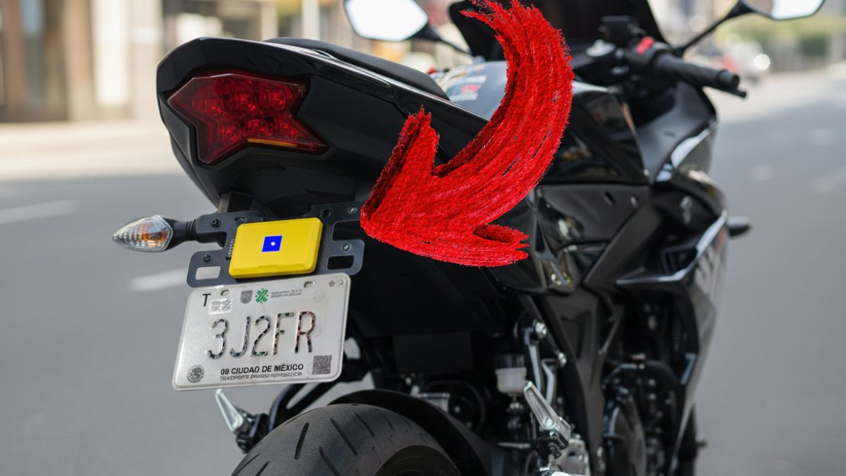 Gobierno Claudia Sheinbaum Chip para Motocicletas. Imagen Gemini IA