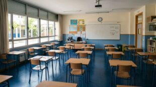 Salón de clases en Semana Santa. Imagen IA