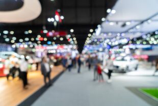 Expos y ferias: la industria que activa el consumo. Foto: Bigstock.