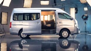 Nissan Urvan 2026. Imagen marca, IA