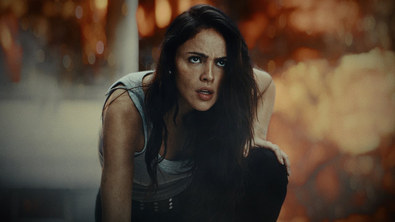 Eiza González protagoniza campaña de Bitso. Foto: Cortesía Bitso.