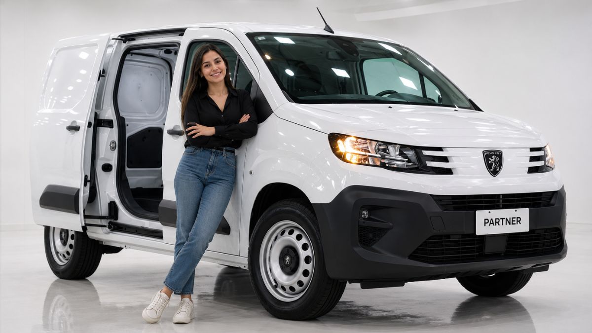 Peugeot Partner. Cortesía marca, Canva, IA