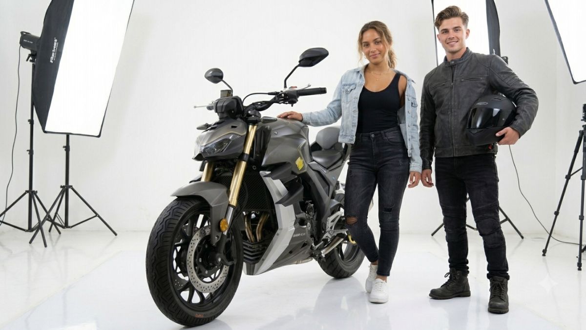 Motocicleta Dinamo. Imagen especial