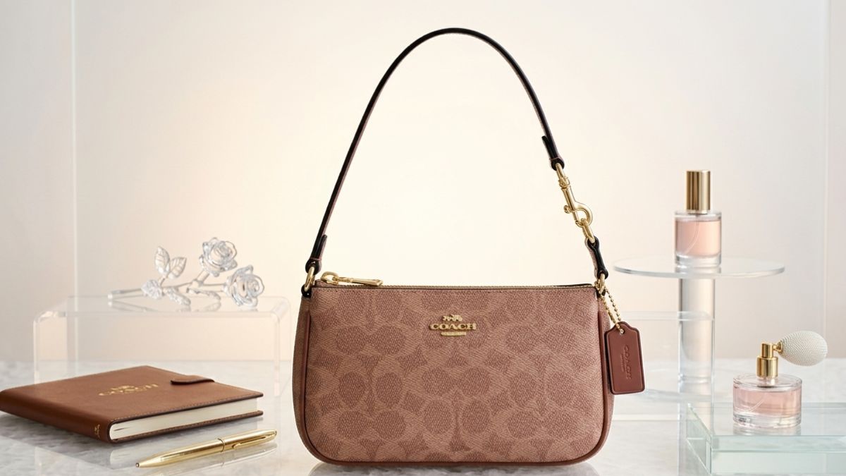 Coppel bolso Coach. Imagen marca, IA