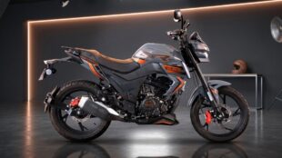 Moto Veloci en Coppel. Imagen especial