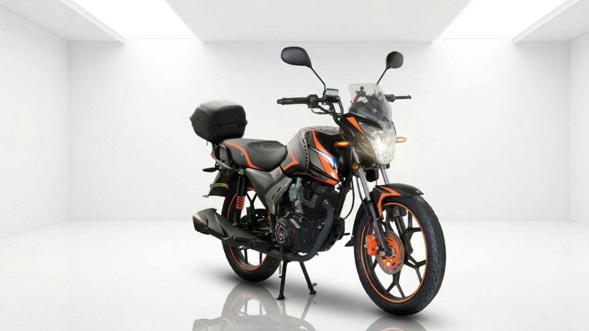 Coppel remata moto Vento. Imagen especial