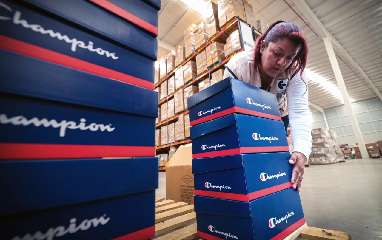 Clubes de precio ganan espacio en la moda mexicana. Foto: Cortesía Champion.